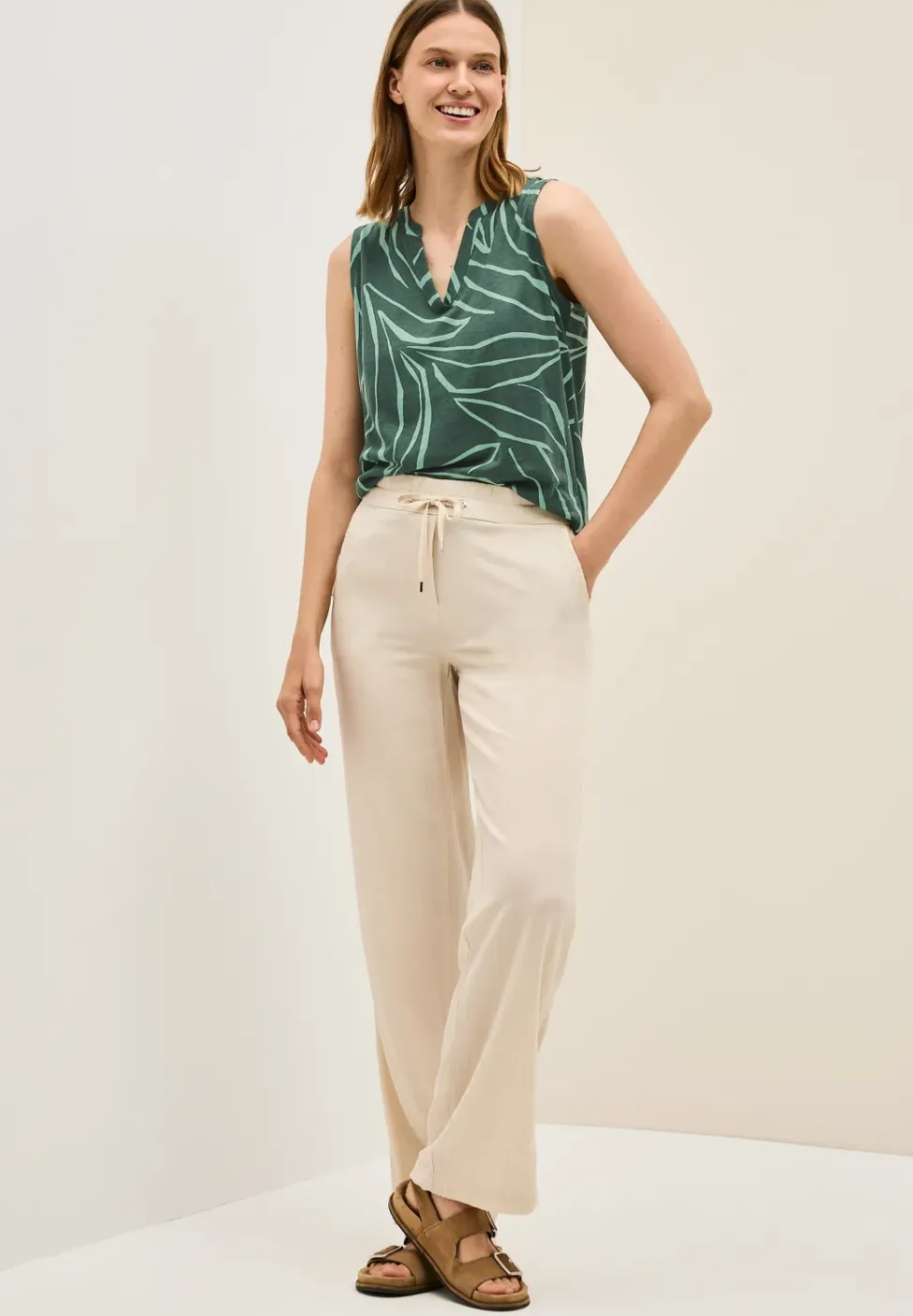 Gemustertes Split Neck Top