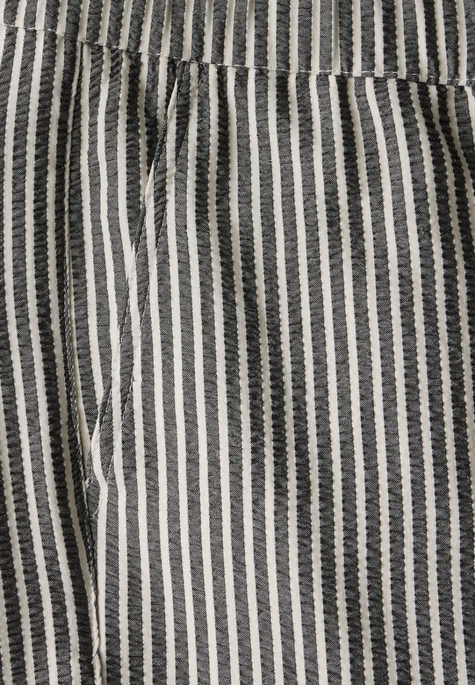 Gestreifte Seersucker Hose