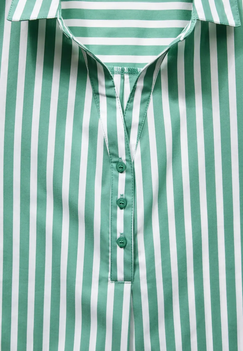 Gestreifte Business-Bluse