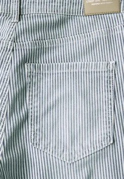Gestreifte Jeans