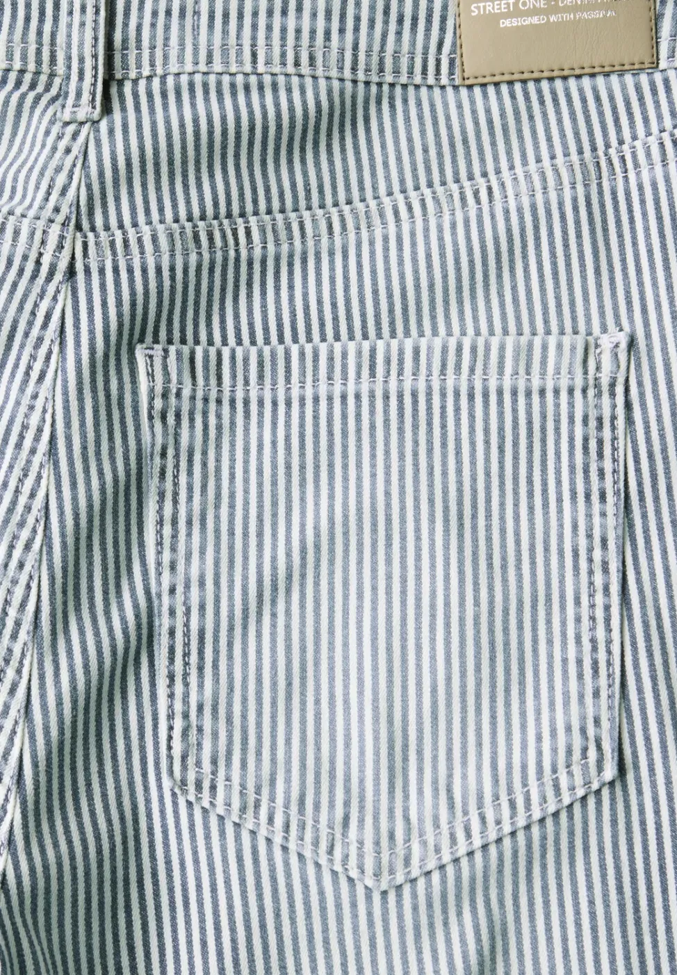 Gestreifte Jeans