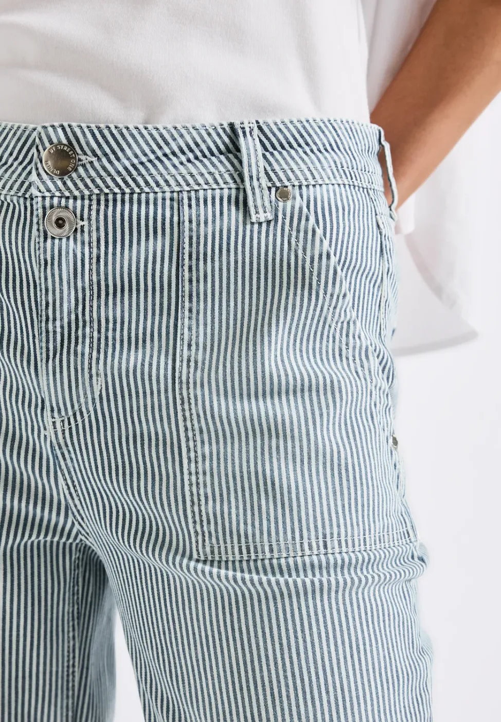 Gestreifte Jeans