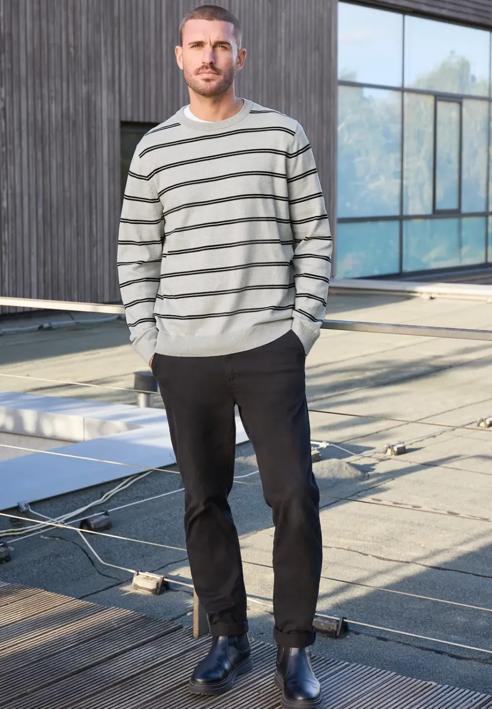 Gestreifter Basic Pullover