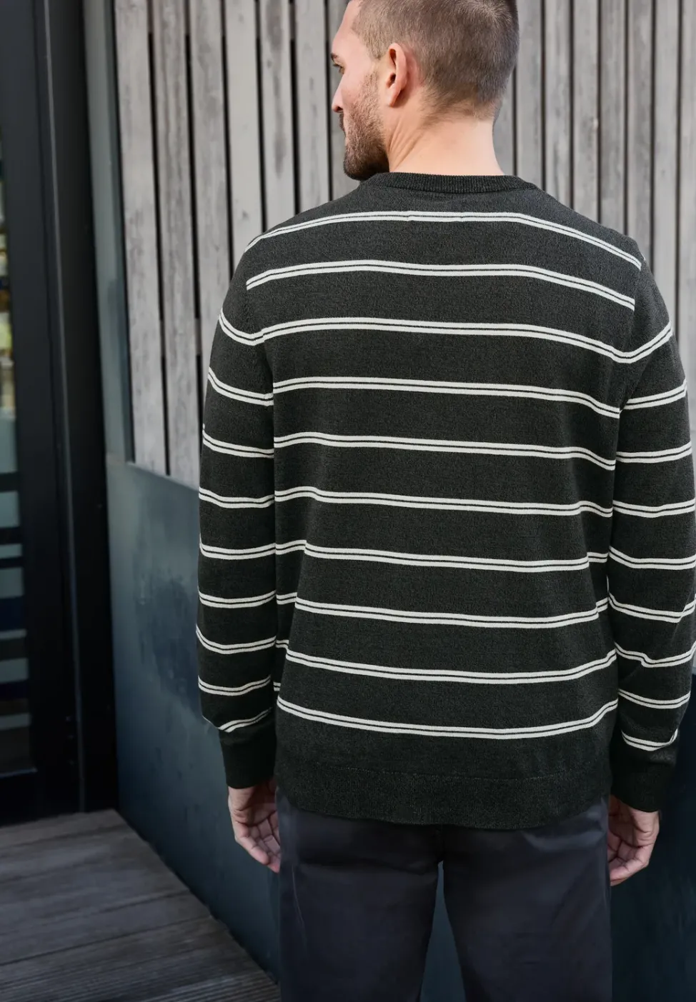 Gestreifter Basic Pullover