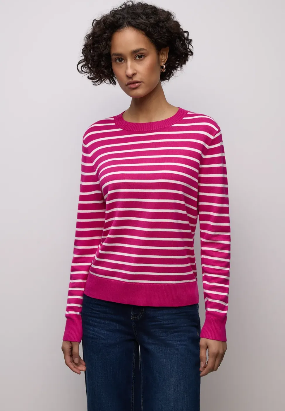 Gestreifter Pullover