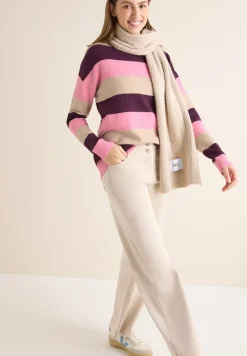 Gestreifter Pullover