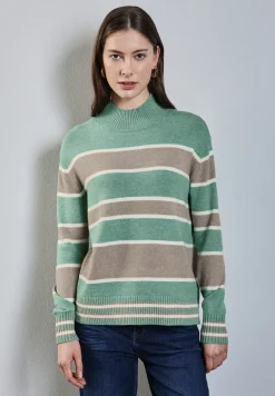 Gestreifter Pullover