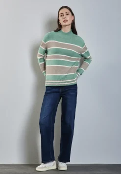Gestreifter Pullover