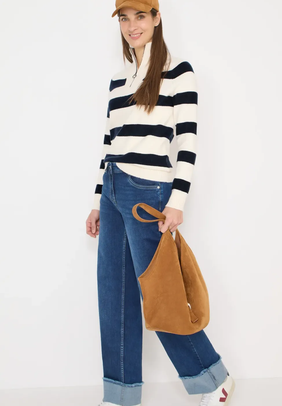 Gestreifter Pullover