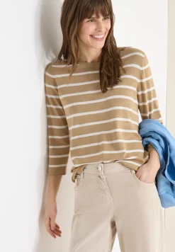 Gestreifter Pullover