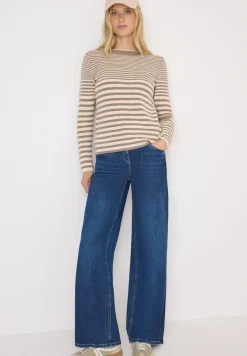 Gestreifter Pullover