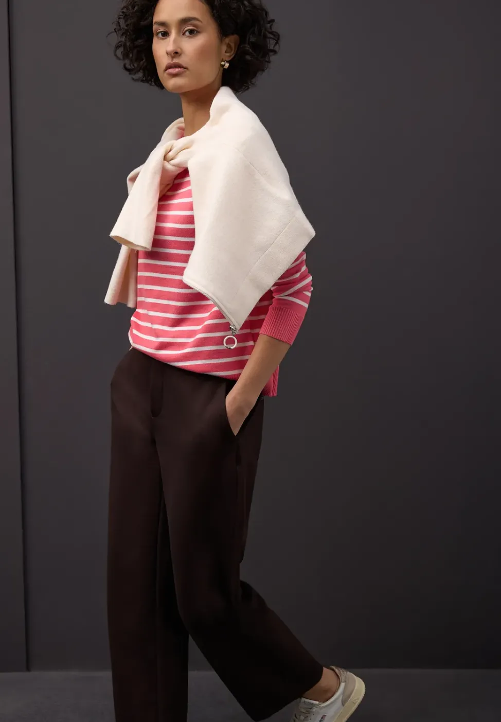 Gestreifter Pullover