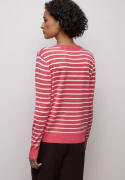 Gestreifter Pullover