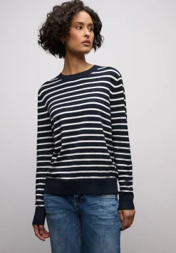 Gestreifter Pullover