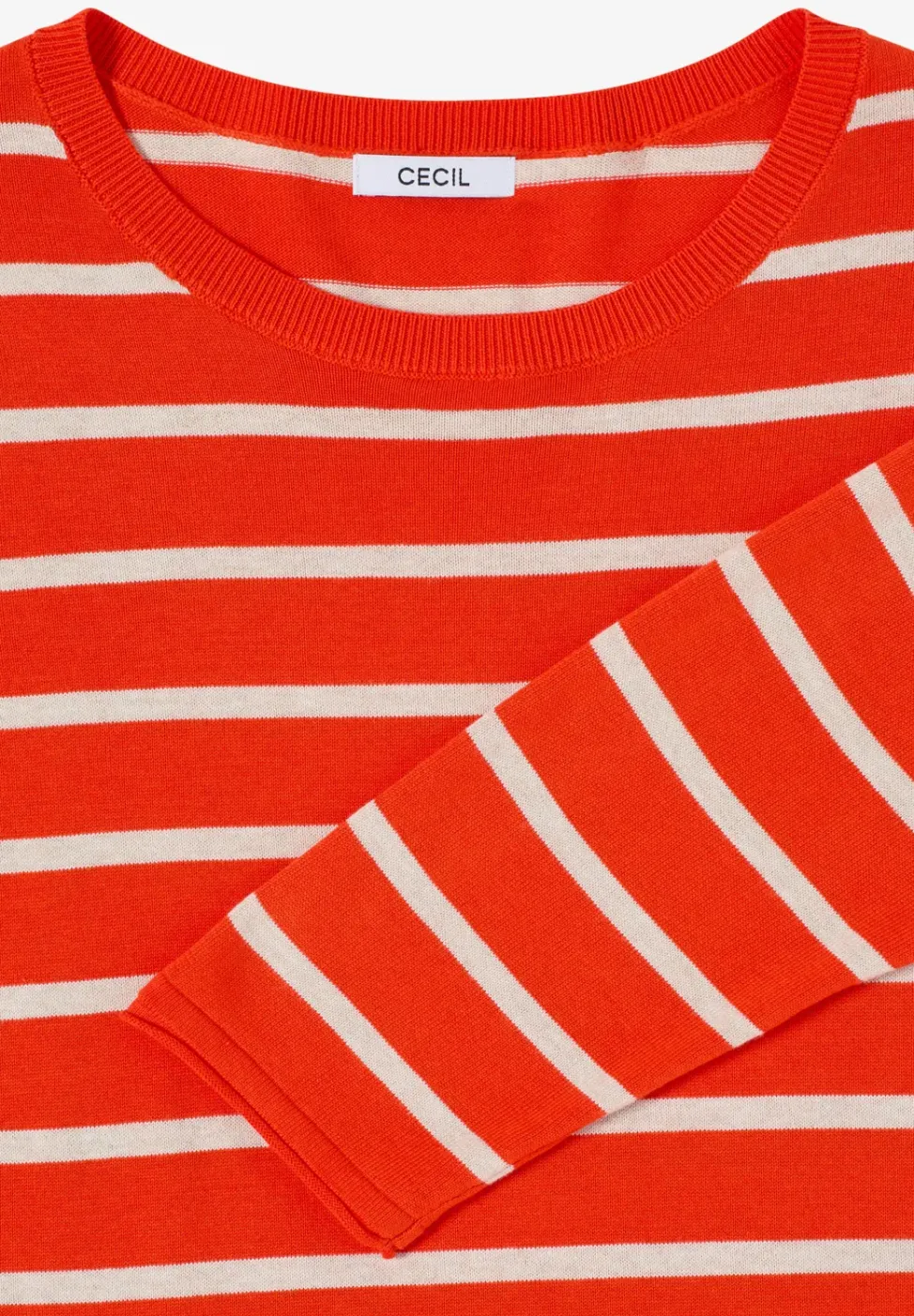 Gestreifter Pullover