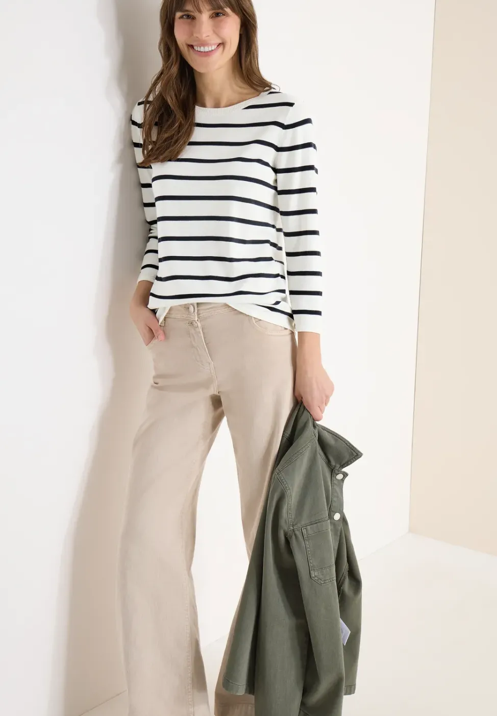 Gestreifter Pullover