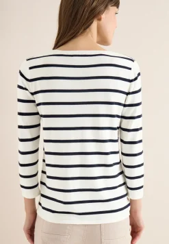 Gestreifter Pullover
