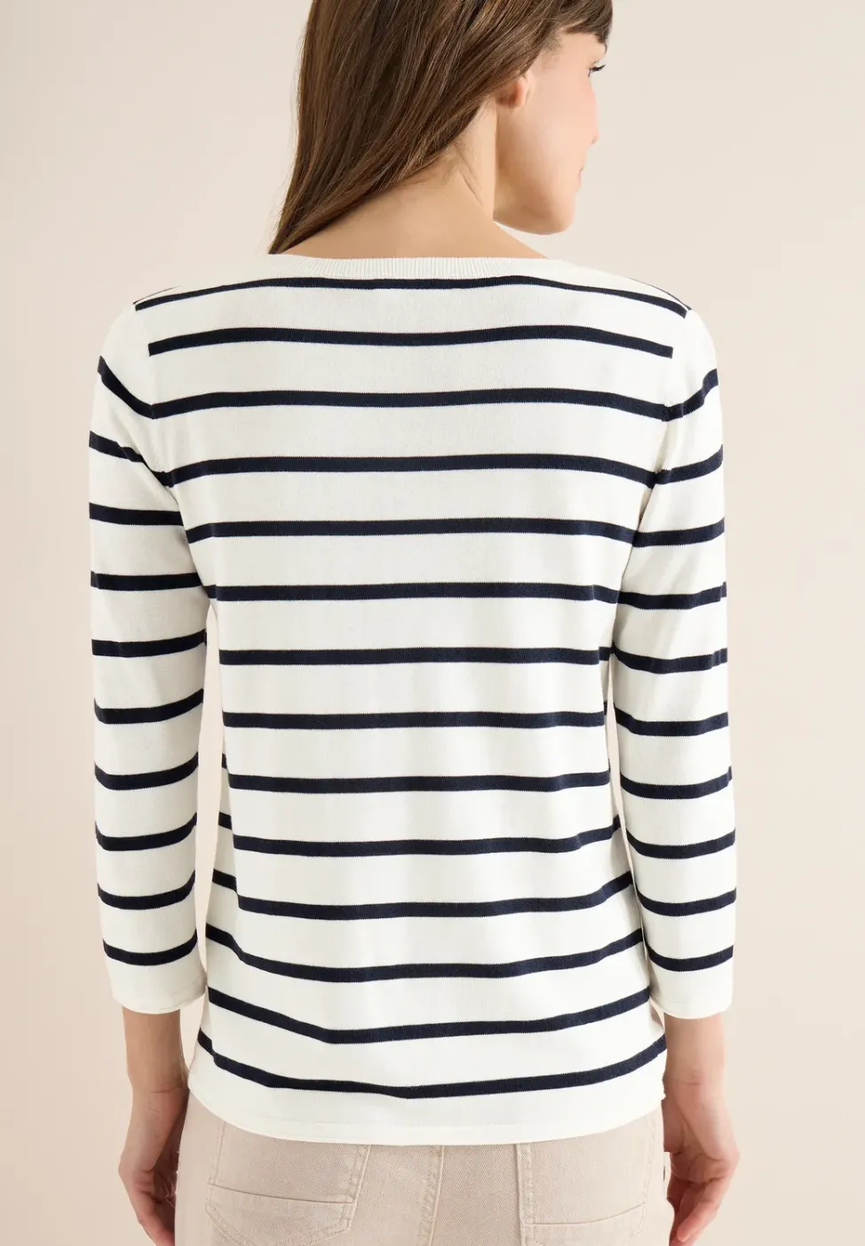 Gestreifter Pullover