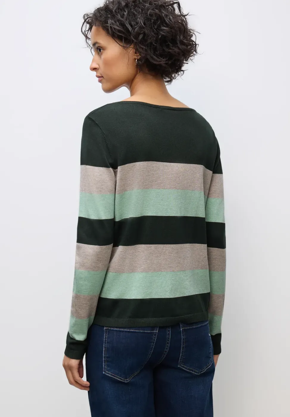 Gestreifter Pullover