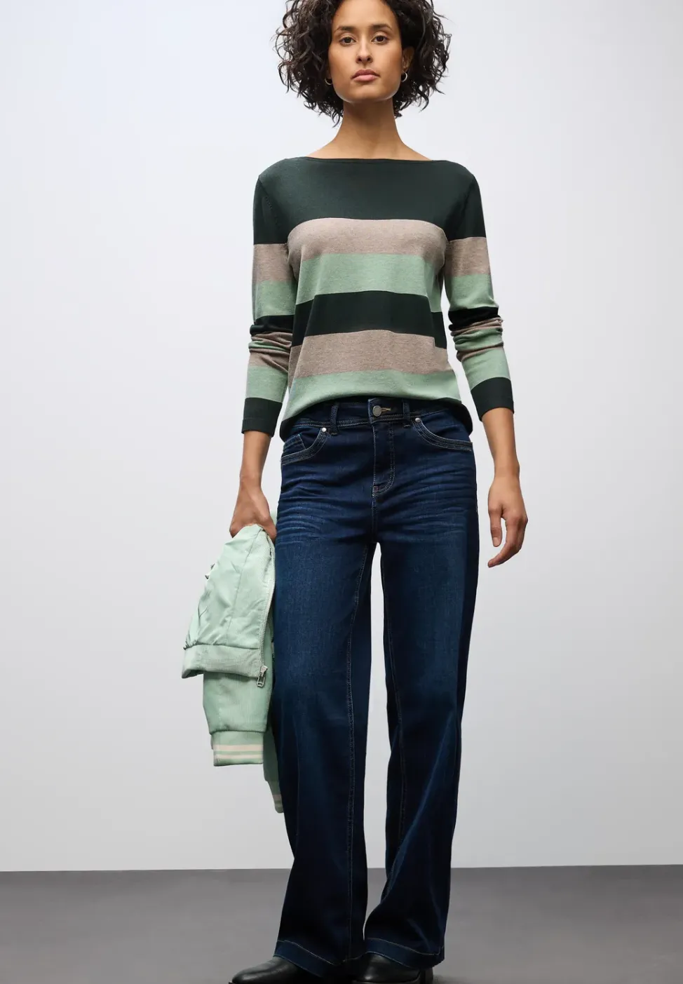 Gestreifter Pullover