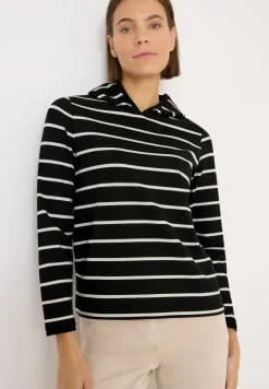 Gestreiftes Kapuzenshirt