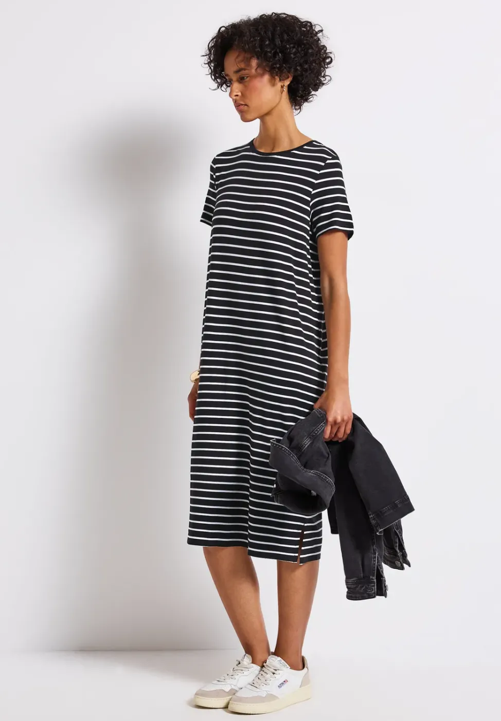 Gestreiftes Kleid