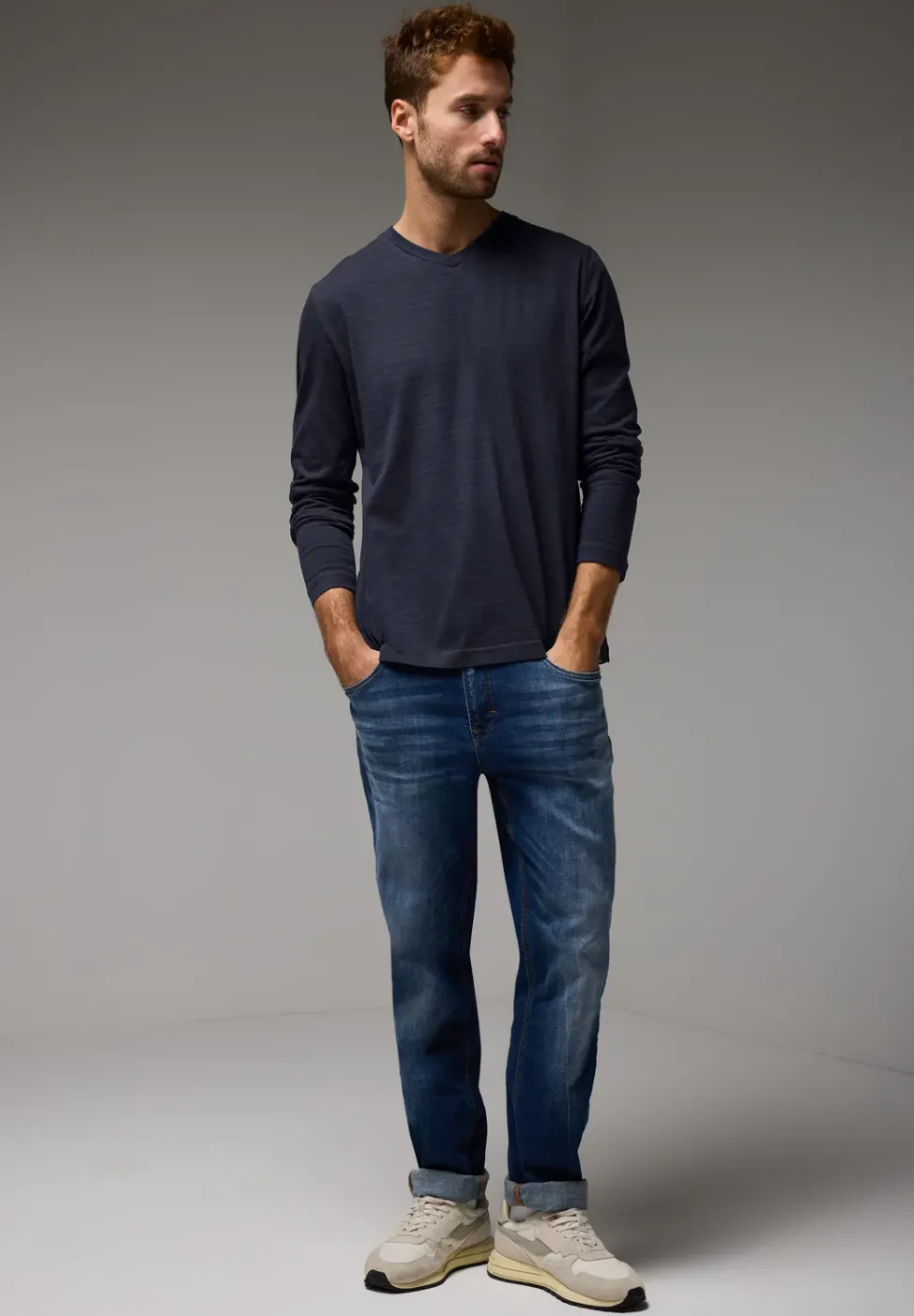 Gestreiftes Langarmshirt