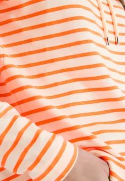 Gestreiftes Shirt