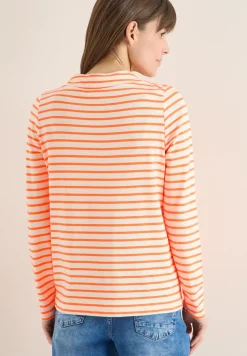 Gestreiftes Shirt