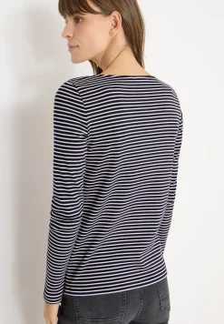 Gestreiftes Shirt