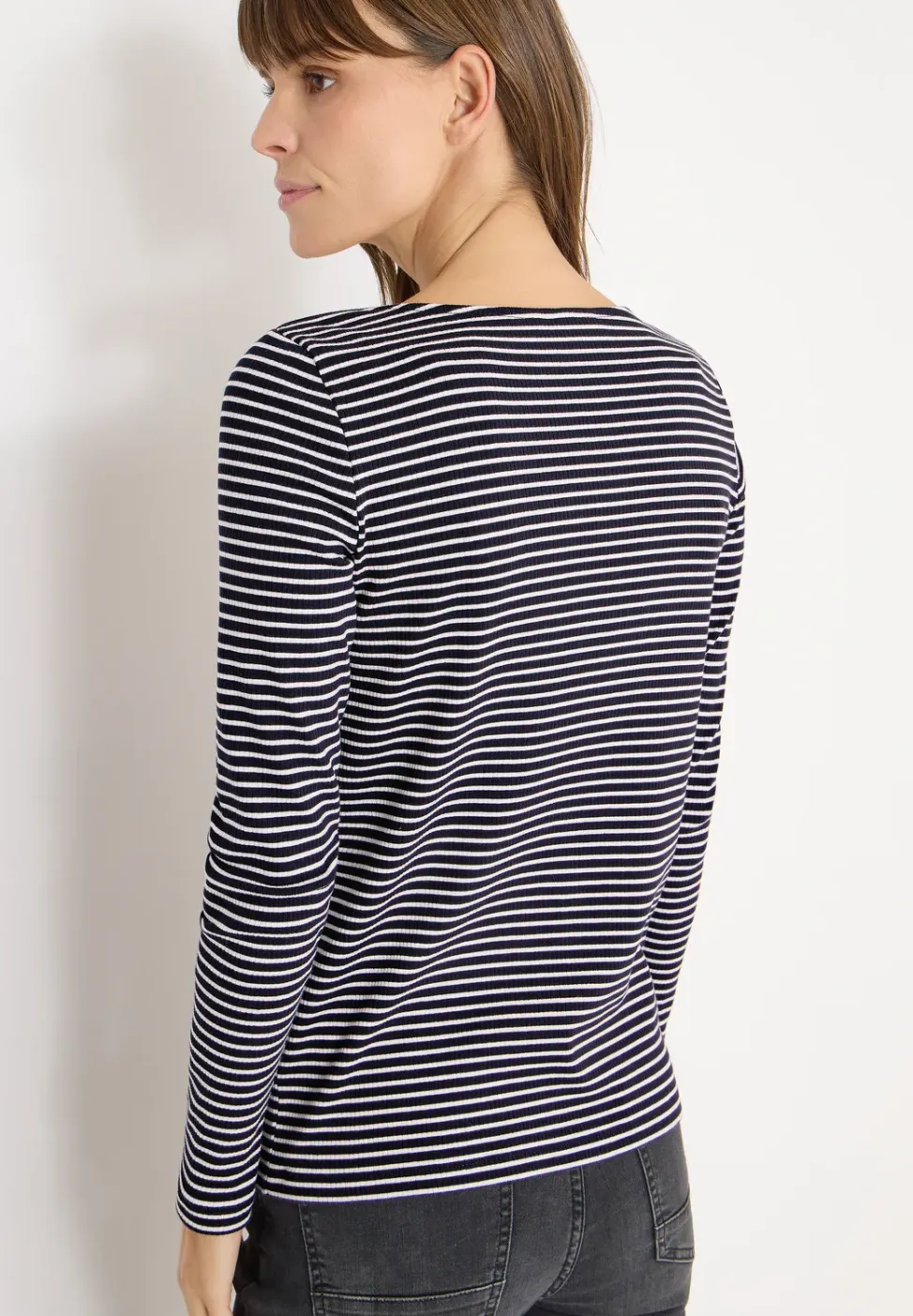 Gestreiftes Shirt