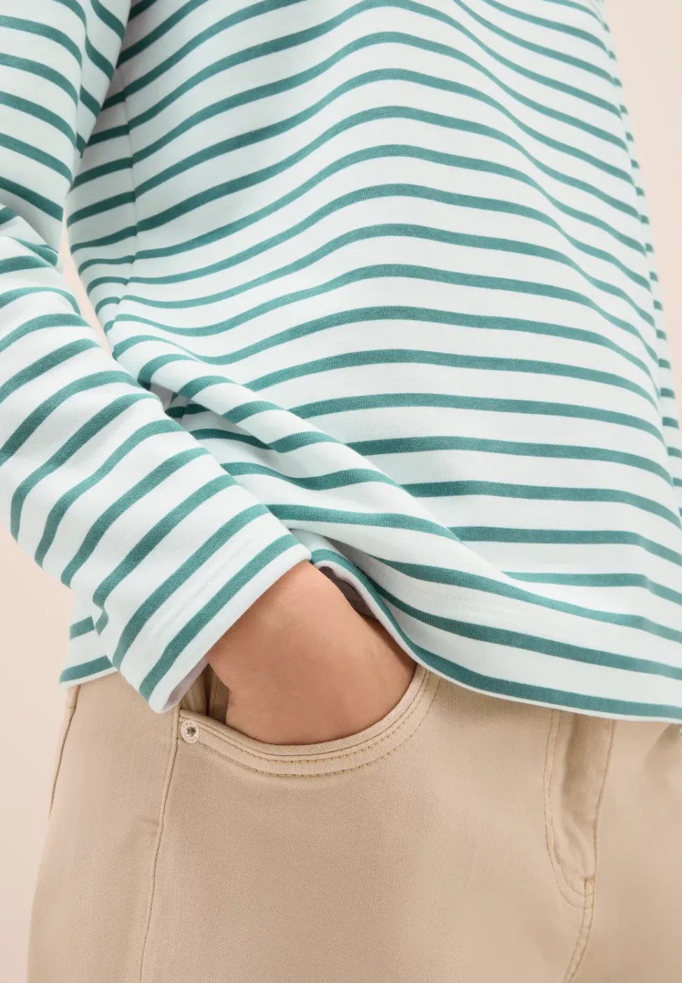 Gestreiftes Sweatshirt