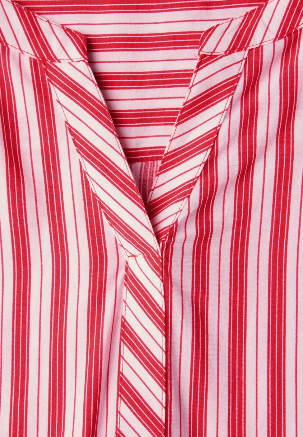 Gestreiftes Blusenshirt