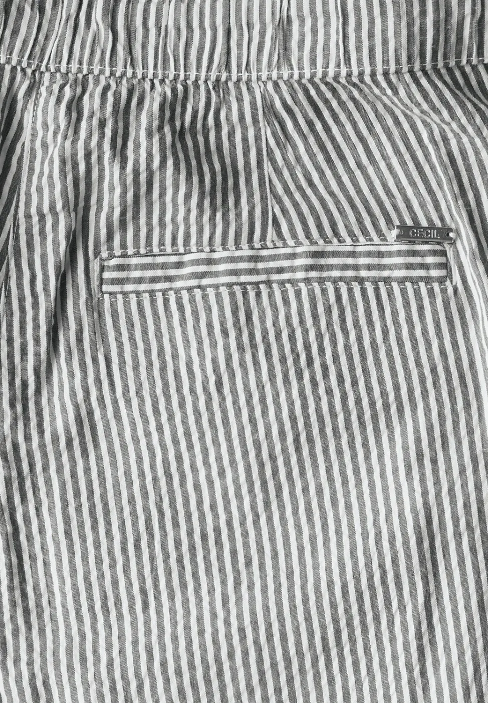 Gestreifte Seersucker Hose