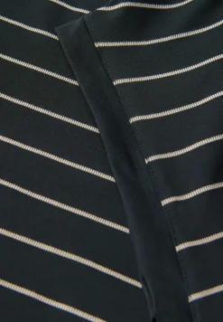 Gestreiftes Shirt