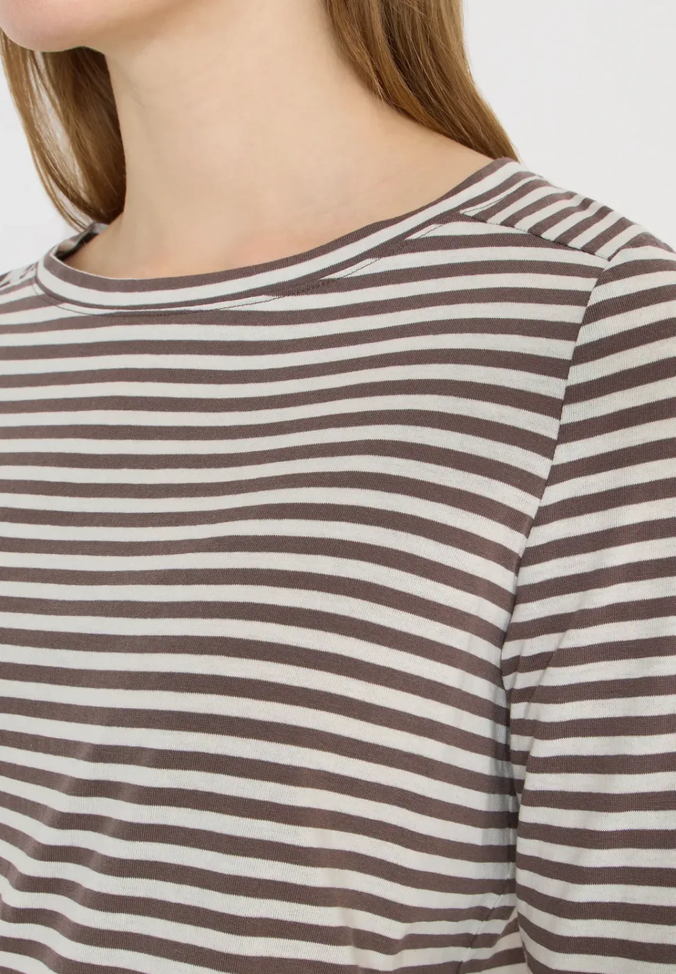 Gestreiftes Shirt
