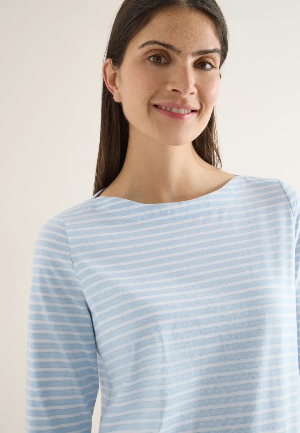 Gestreiftes Shirt