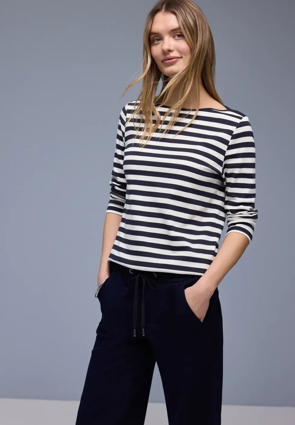 Gestreiftes Shirt