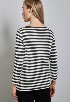 Gestreiftes Shirt