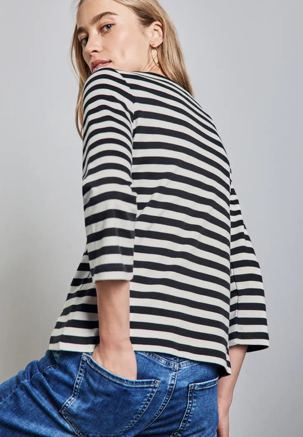 Gestreiftes Shirt