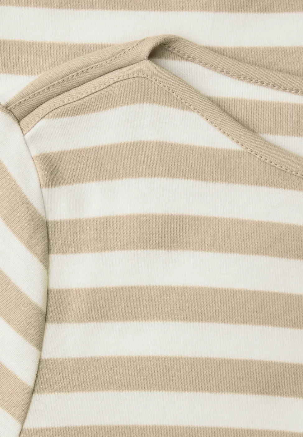 Gestreiftes Shirt