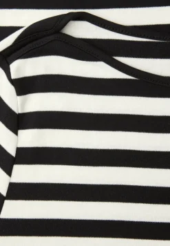 Gestreiftes Shirt