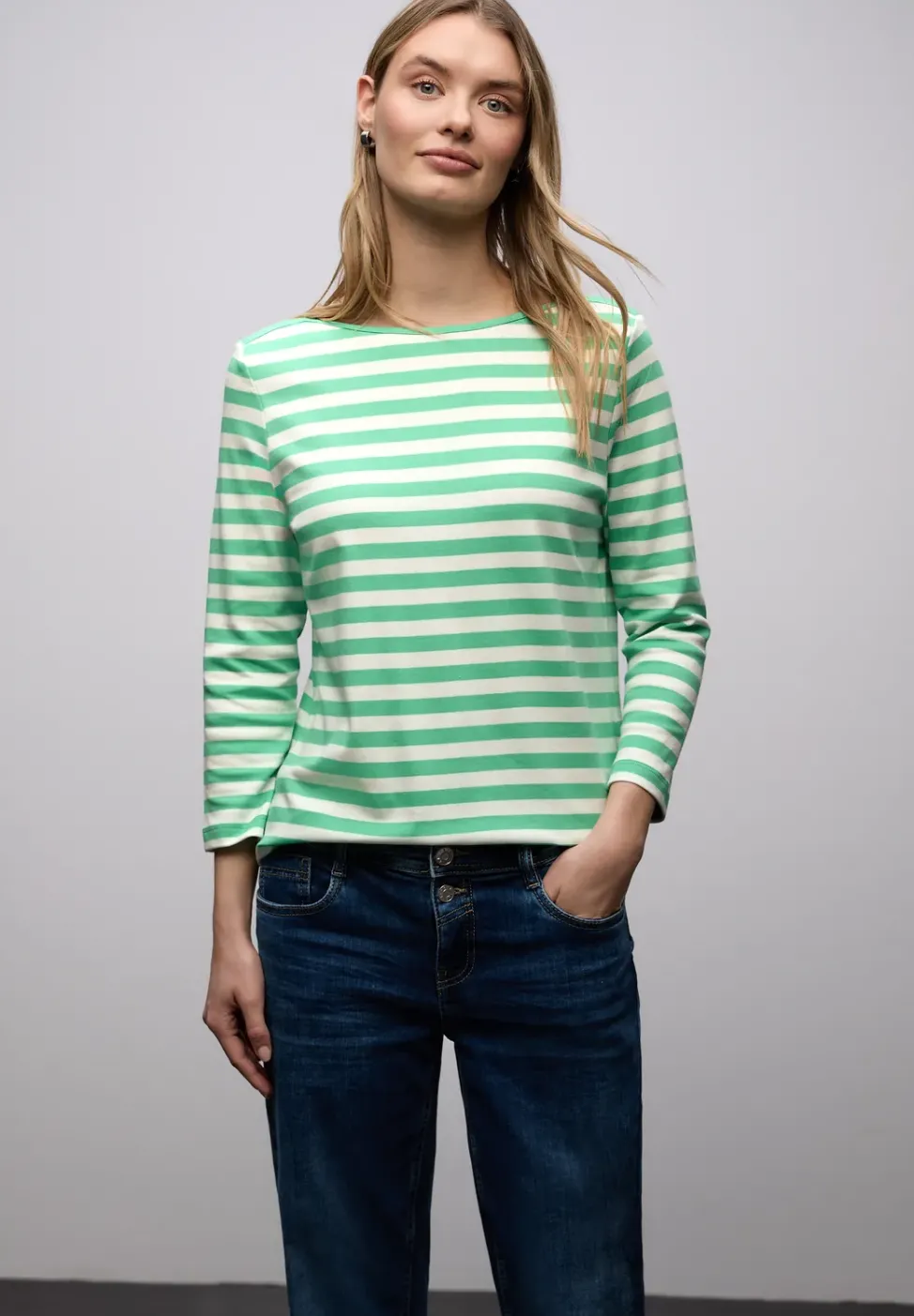 Gestreiftes Shirt