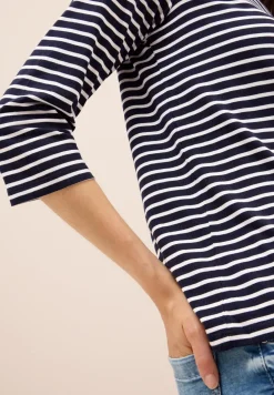 Gestreiftes Shirt