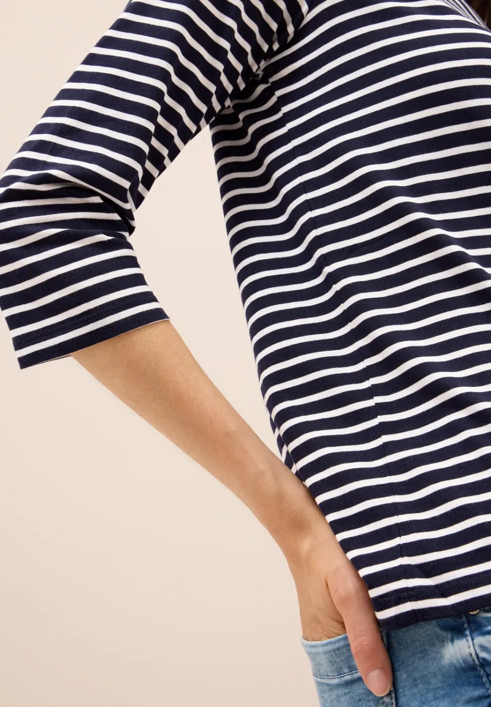 Gestreiftes Shirt