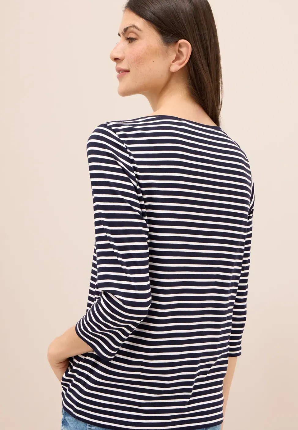 Gestreiftes Shirt
