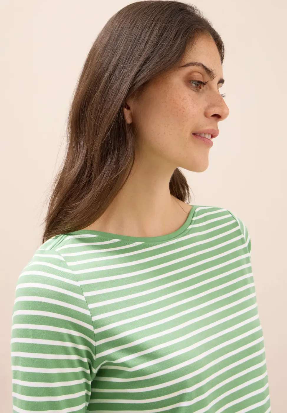 Gestreiftes Shirt