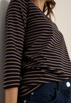 Gestreiftes Shirt