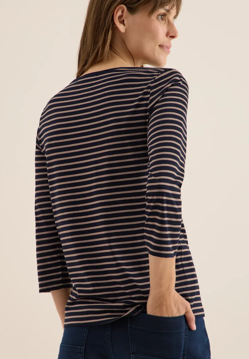 Gestreiftes Shirt