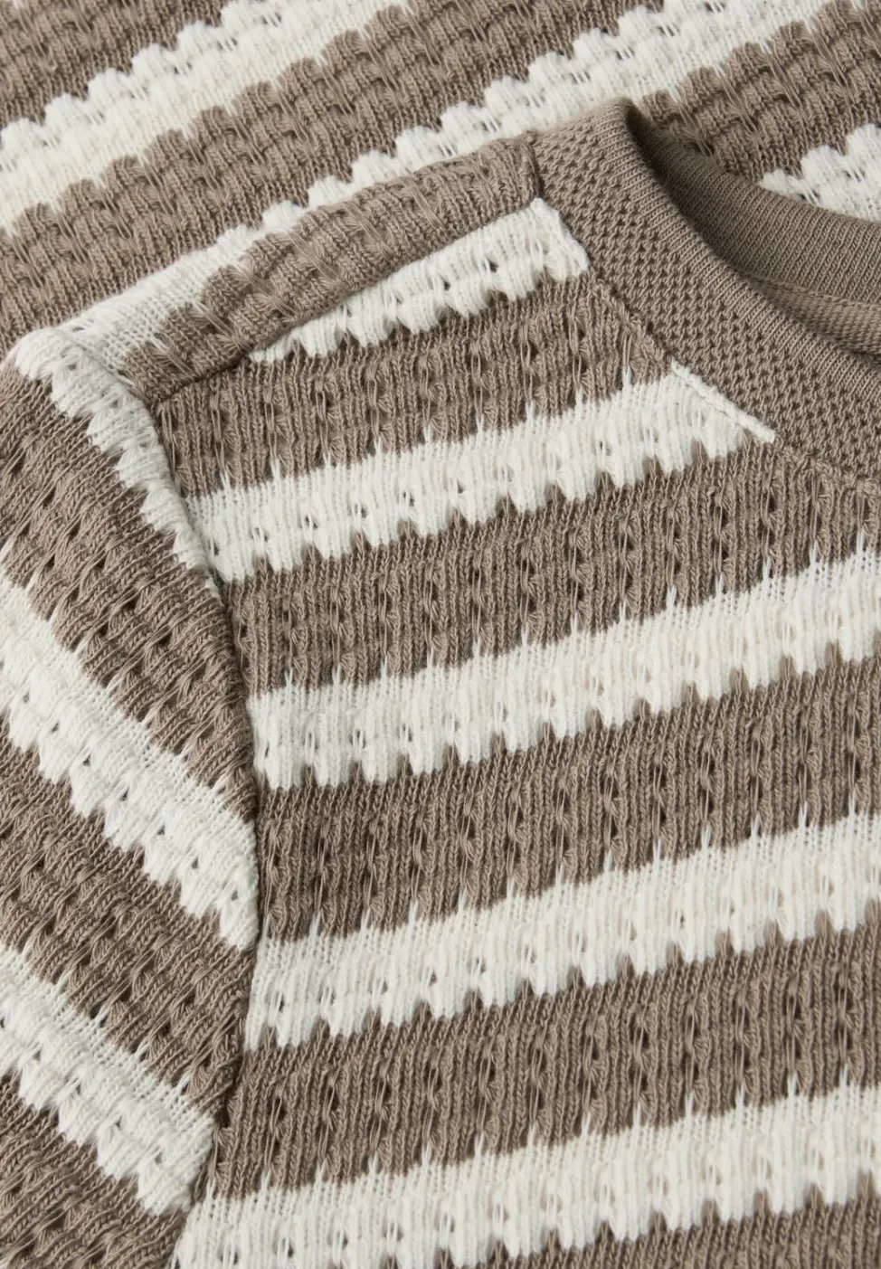 Gestreiftes Shirt